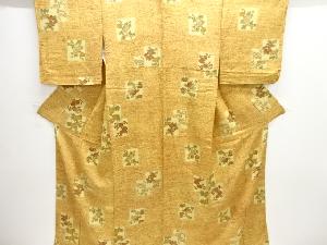 色紙に草花模様小紋着物